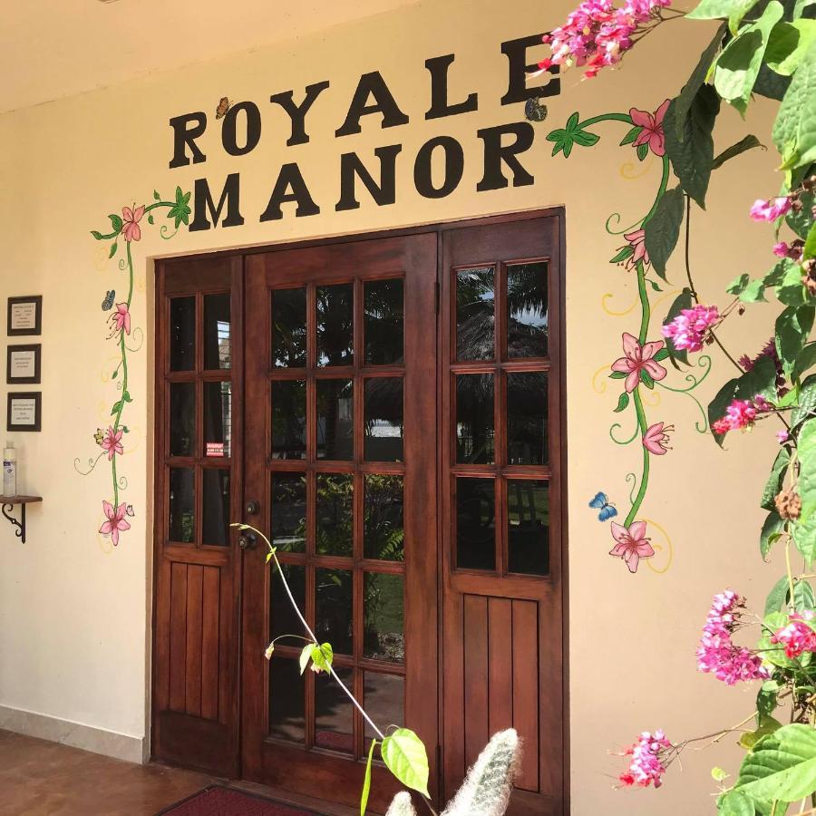 Вилла Royale Manor Коросаль Экстерьер фото
